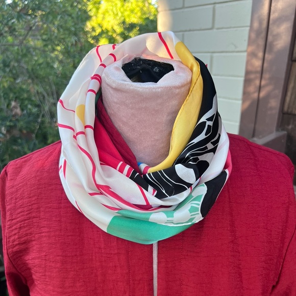 Scarf- Floral, colorful silk oblong scarf, Jones of New York, 62” x 13” - Picture 7 of 15